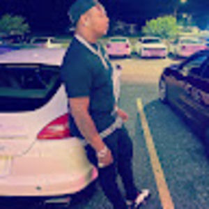 Meet your Posher, Mia